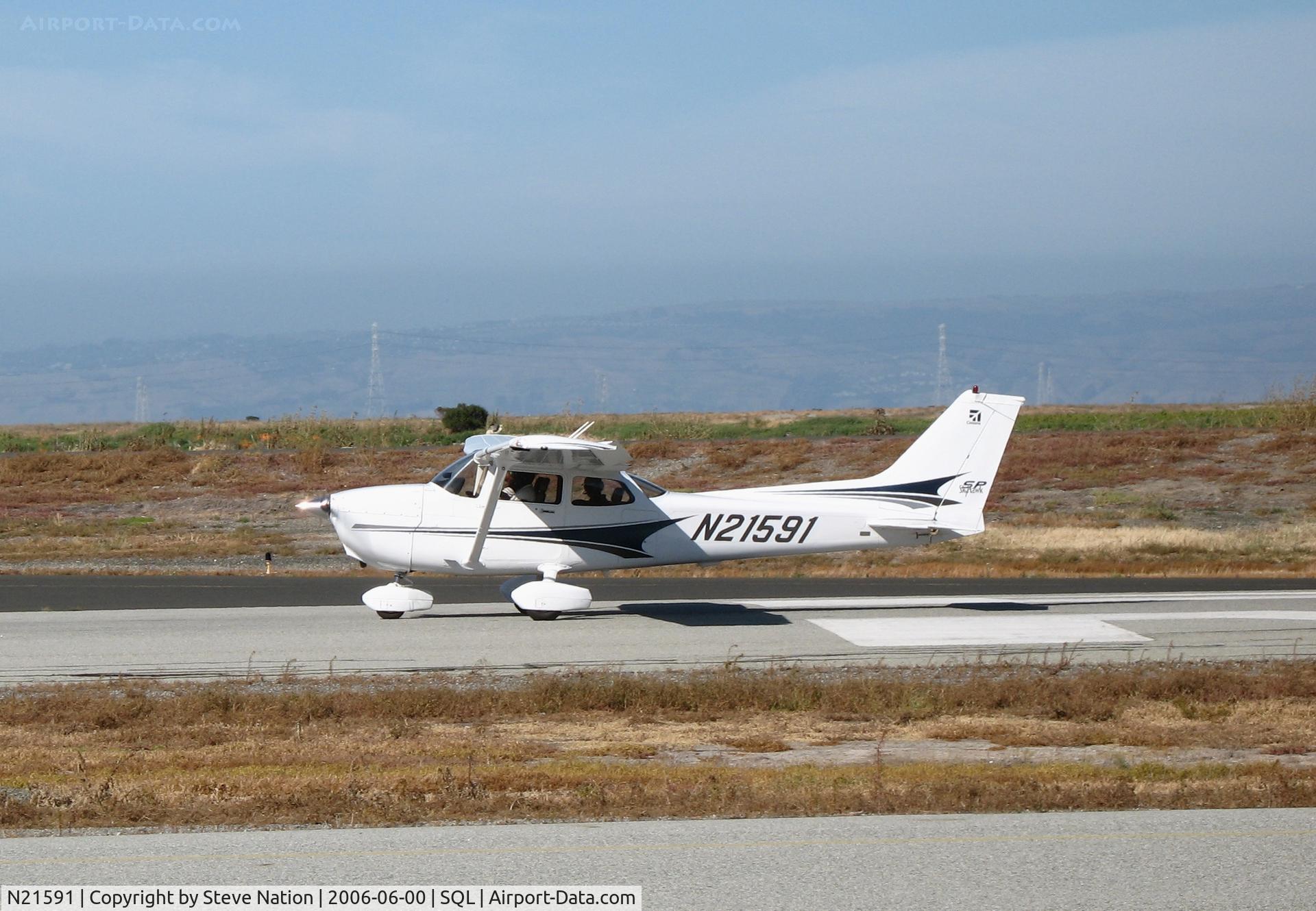 N21591, 2004 Cessna 172S C/N 172S9658, Golden Gate Helicopters 2004 Cessna 172S taking-off @ San Carlos Municipal Airport, CA