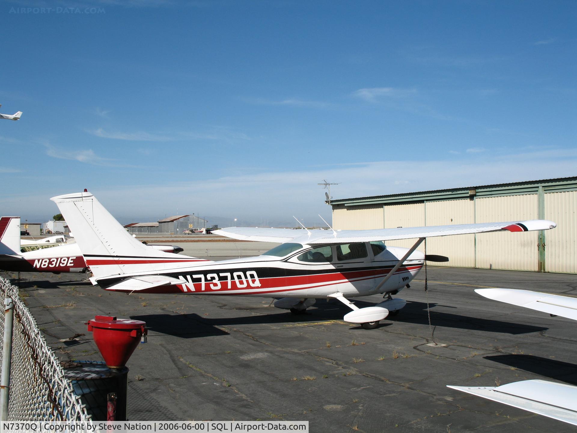 N7370Q, 1972 Cessna 182P Skylane C/N 18261010, 1972 Cessna 182P @ San Carlos Municipal Airport, CA