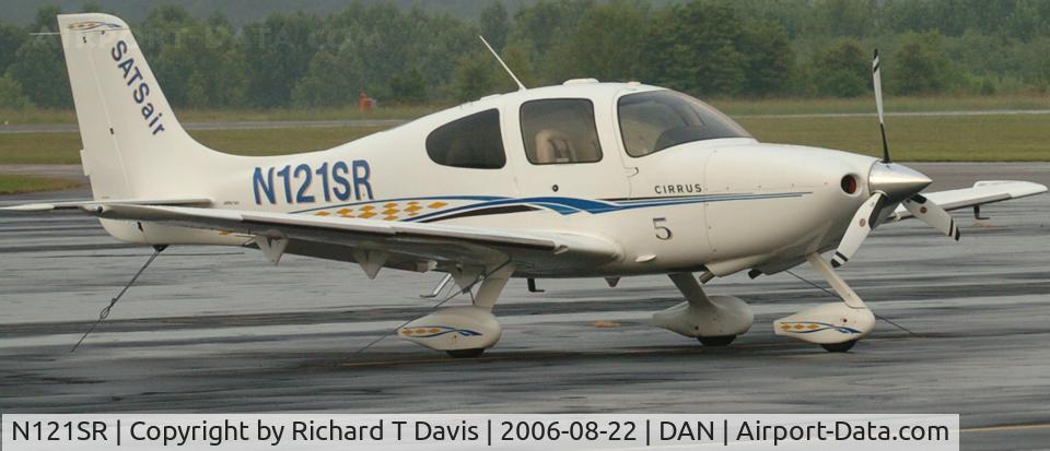 N121SR, 2006 Cirrus SR22 C/N 1885, 2006 Cirrus SR22 in Danville Va.