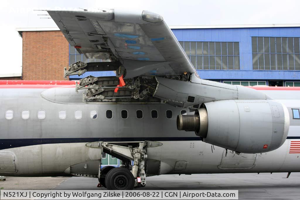 N521XJ, 1999 British Aerospace Avro 146-RJ85A C/N E2346, maintenance