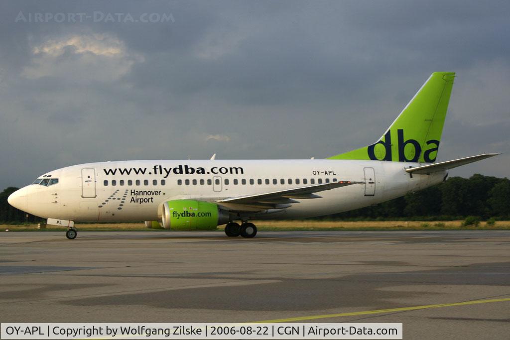 OY-APL, 1998 Boeing 737-5L9 C/N 28996, visitor