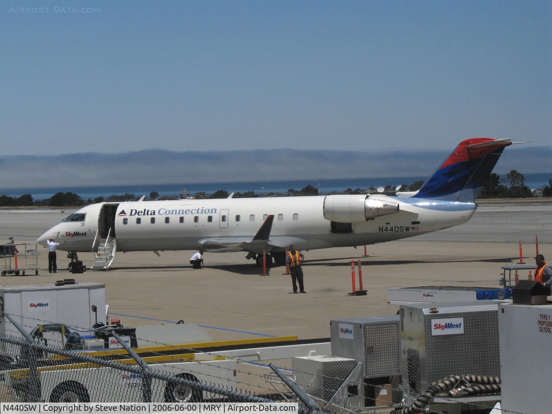 N440SW, 2001 Bombardier CRJ-200LR (CL-600-2B19) C/N 7589, Delta Connection/Skywest CL-600-2B19 @ Monterey-Peninsula Airport, CA