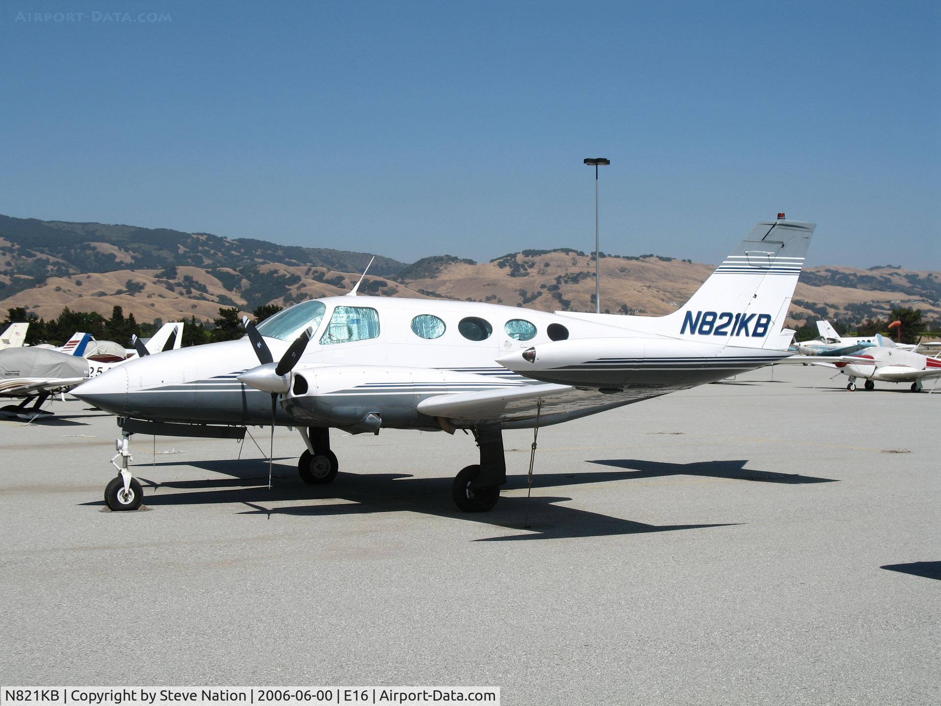 N821KB, 1966 Cessna 411 C/N 411-0201, 1966 Cessna 411 @ South County Airport  (San Martin), CA
