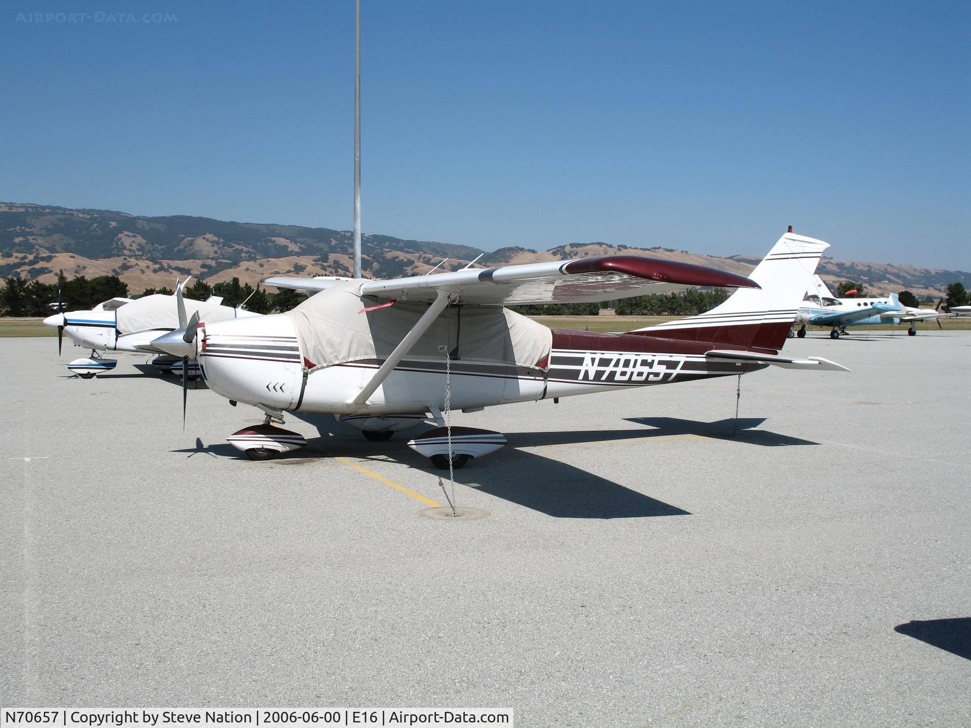 N70657, 1968 Cessna 182M Skylane C/N 18259344, 1968 Cessna 182M @ South County Airport (San Martin), CA