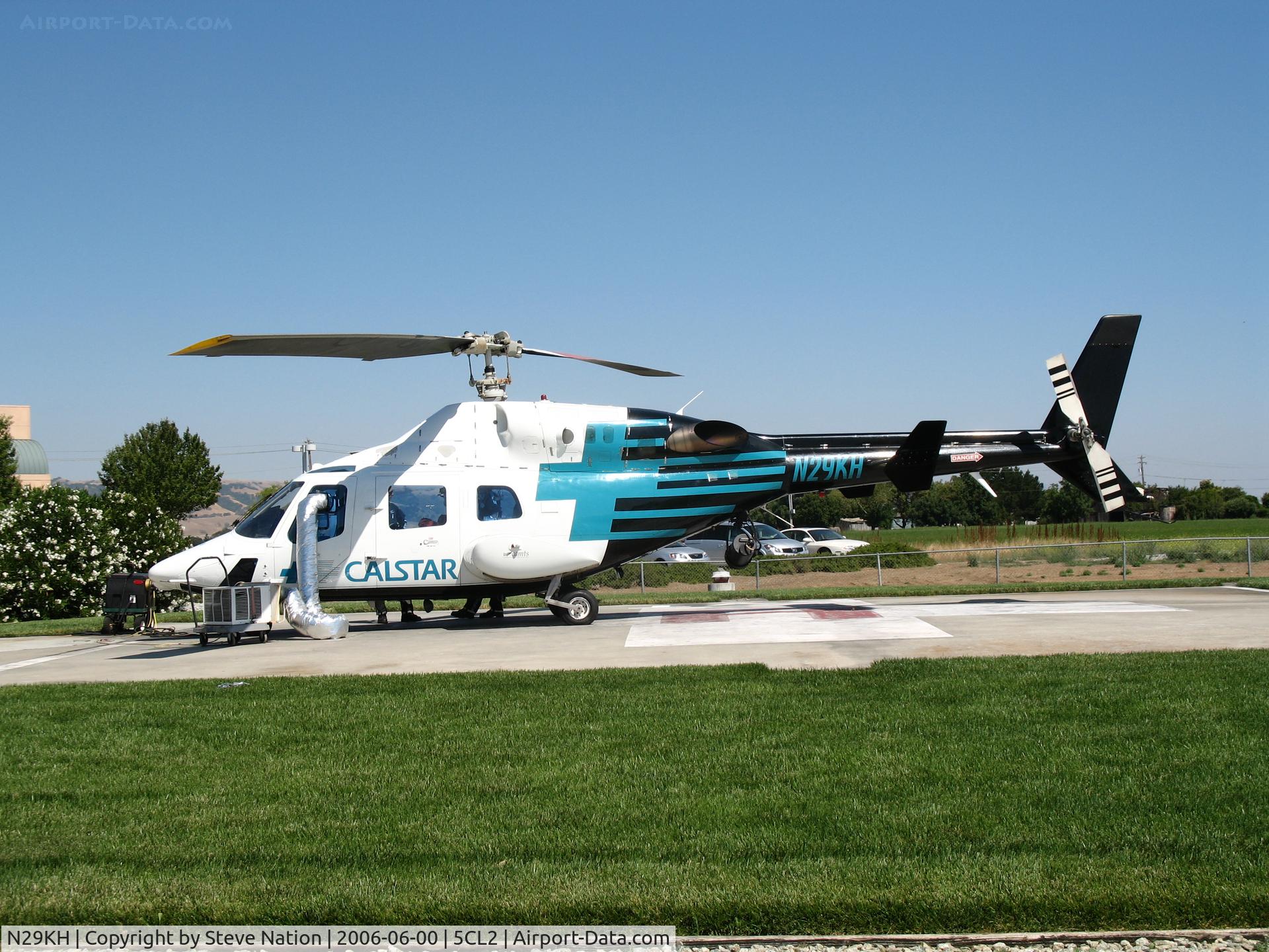 N29KH, 1981 Bell 222 C/N 47053, CALSTAR 1981 Bell 222 hooked up to ground unit @ South County Hospital Heliport (Gilroy), CA