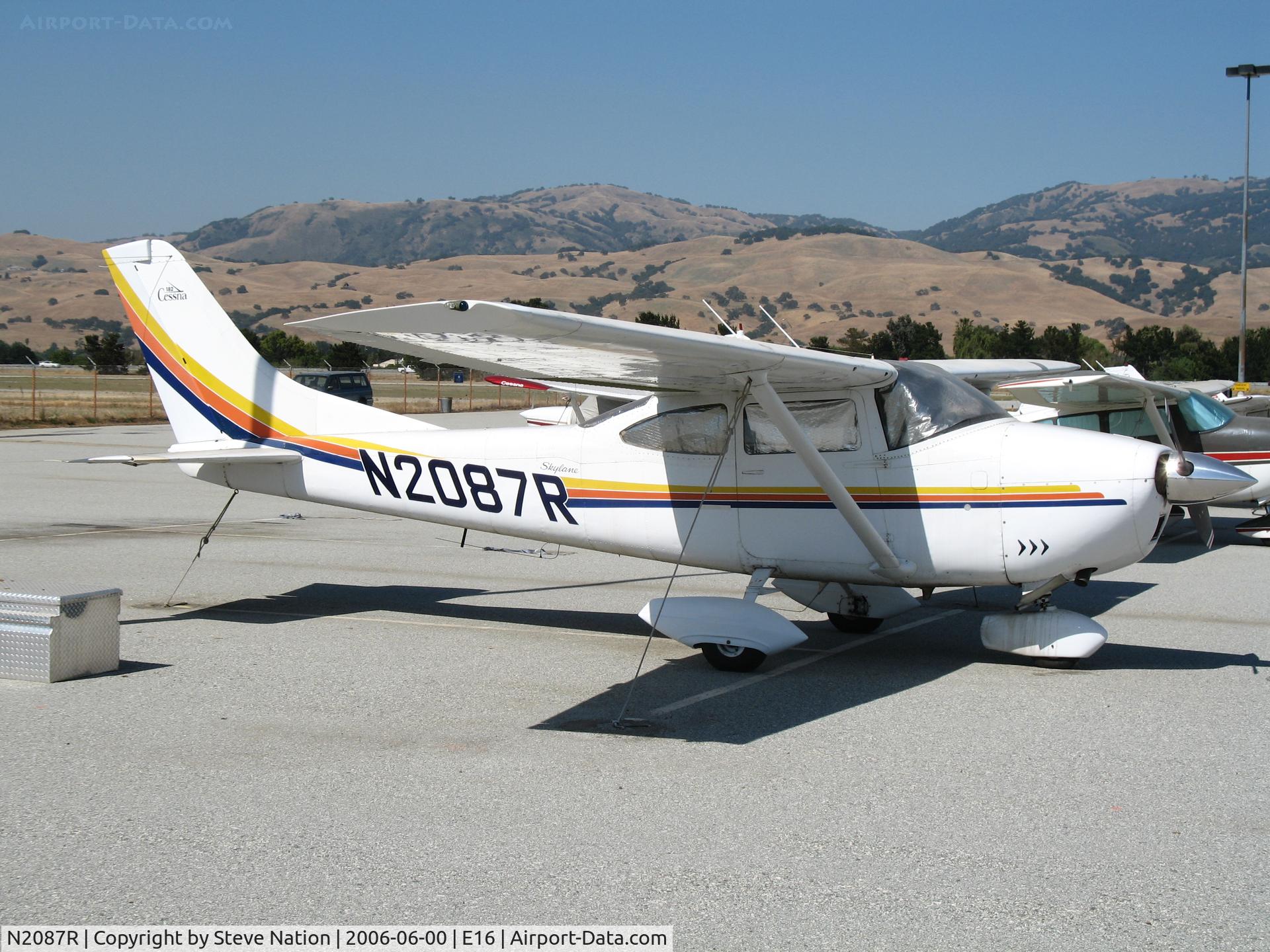 N2087R, 1964 Cessna 182G Skylane C/N 18255287, 1984 Cessna 182G @ South County Airport (San Martin), CA