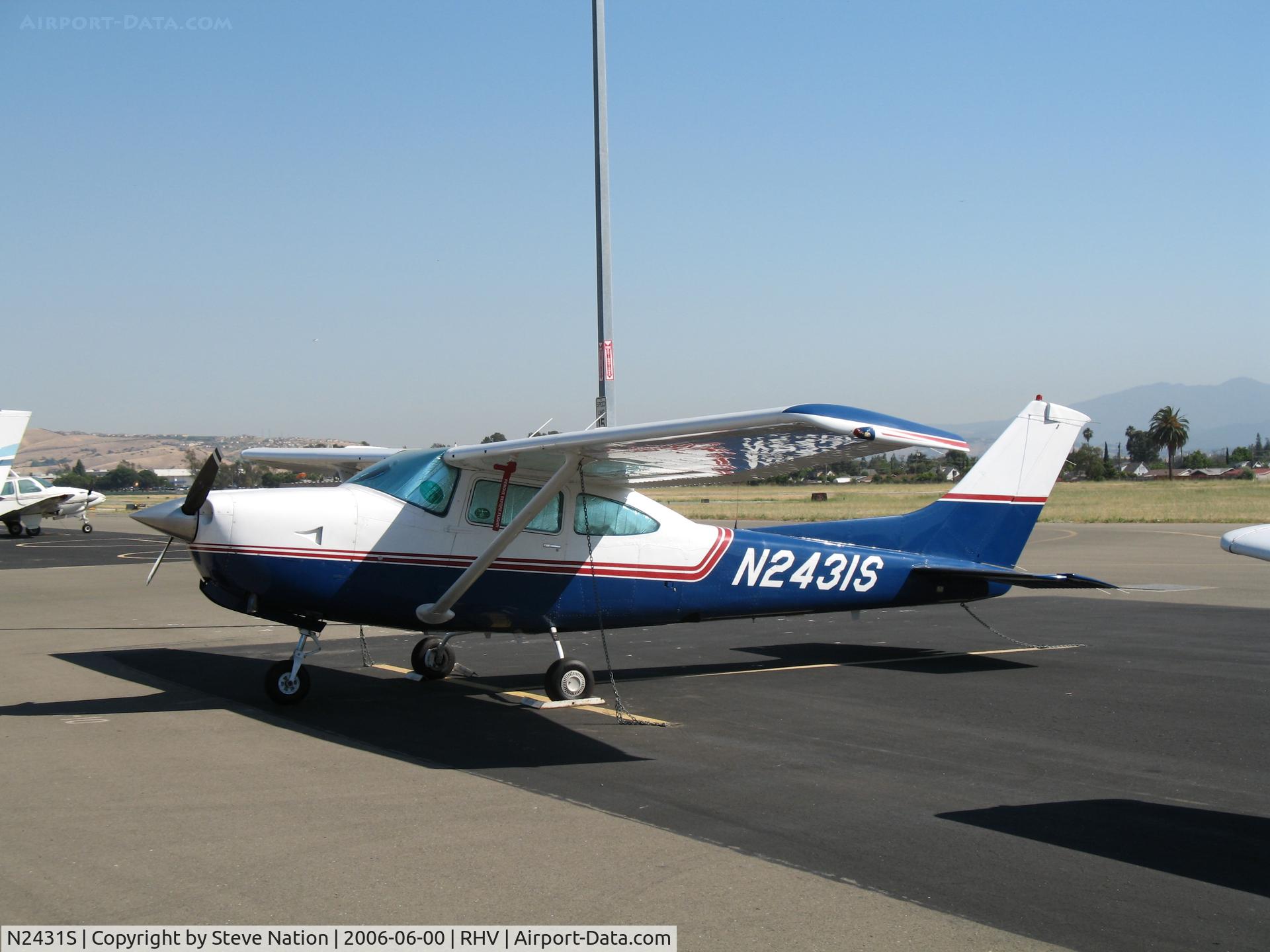 N2431S, 1979 Cessna TR182 Turbo Skylane RG C/N R18201340, Davis Girls LLC 1979 Cessna T182 @ Reid-Hillview Airport (San Jose), CA