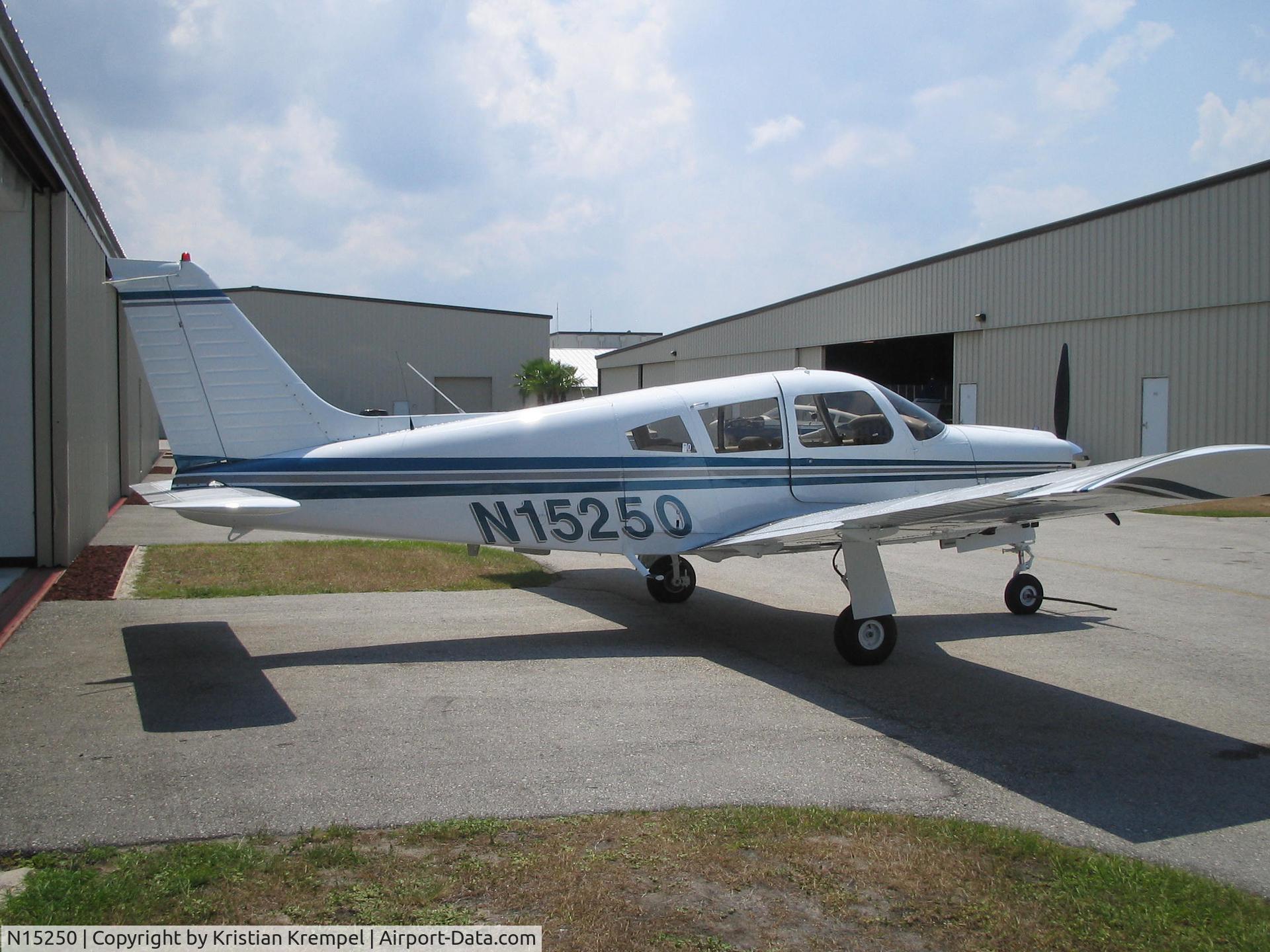 N15250, 1972 Piper PA-28R-200 C/N 28R-7335043, My new paint job