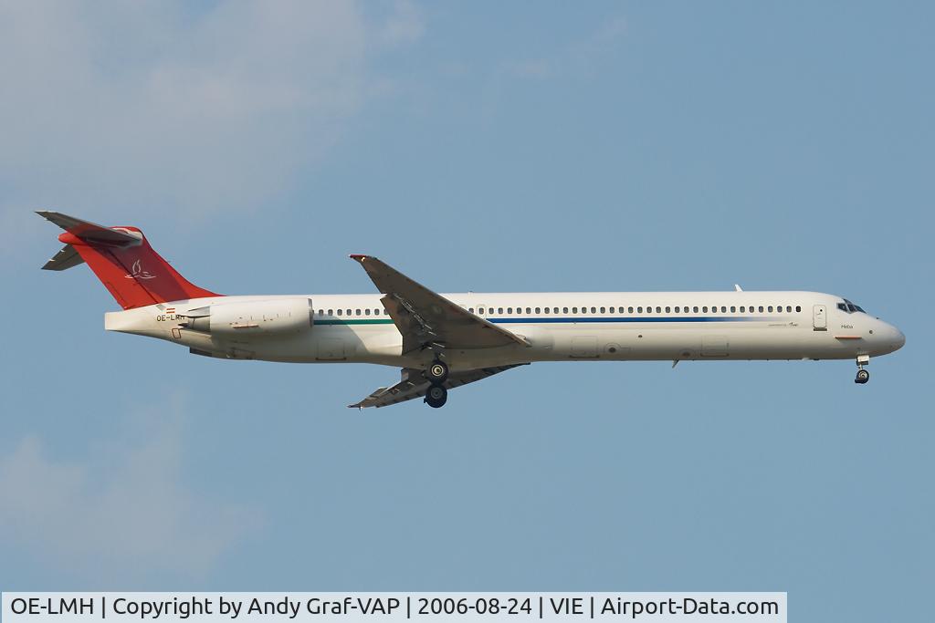 OE-LMH, 1990 McDonnell Douglas MD-83 (DC-9-83) C/N 49933, On final RWY11.
