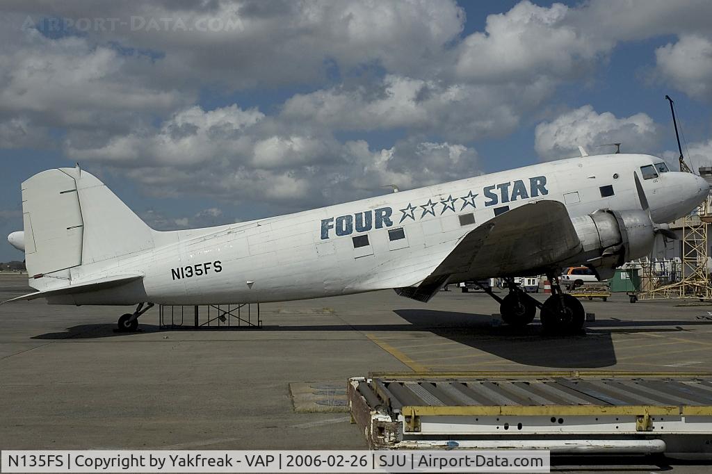 N135FS, 1946 Douglas DC3C C/N 20063, Four Star DC3