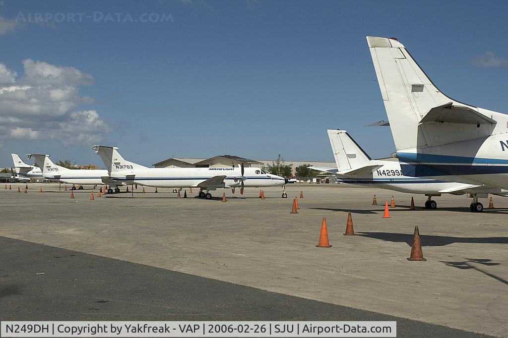 N249DH, 1985 Swearingen SA227-AT C/N AT-631B, different Ameriflight aircraft waiting for the next flight