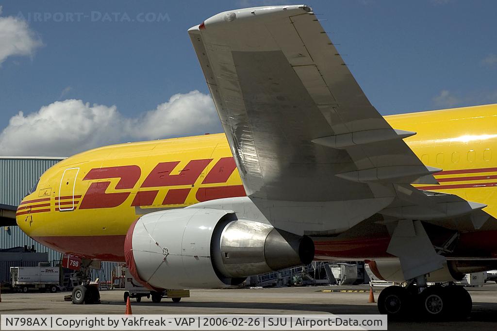 N798AX, 1986 Boeing 767-200 C/N 23431, Airborne Express Boeing 767-200F in DHL colors