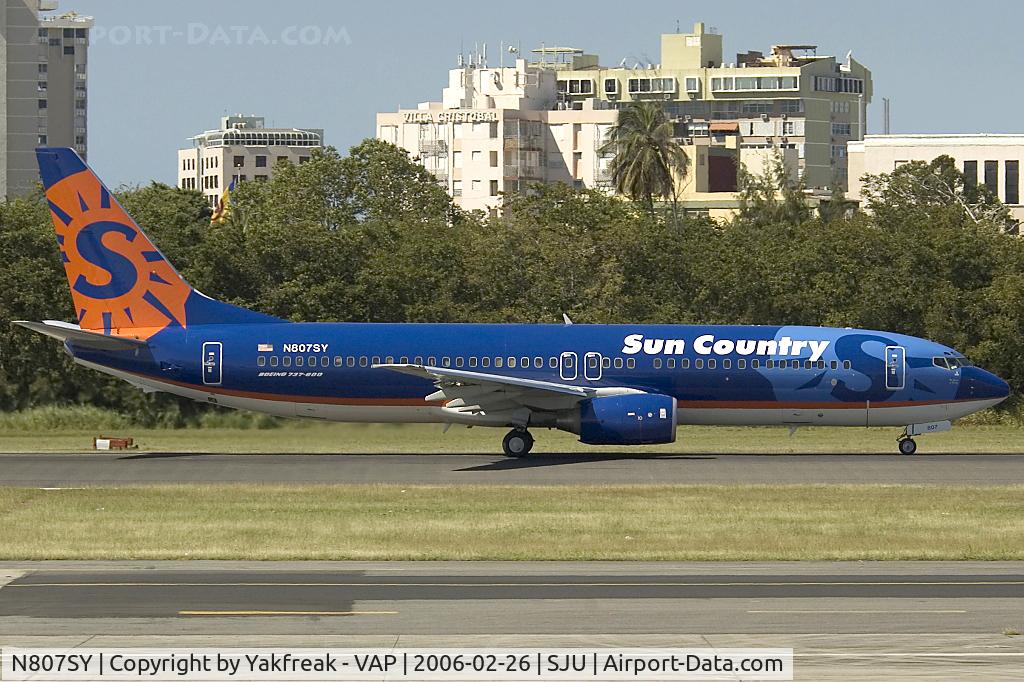 N807SY, 2004 Boeing 737-8BK C/N 33016, Sun Country Boeing 737-800