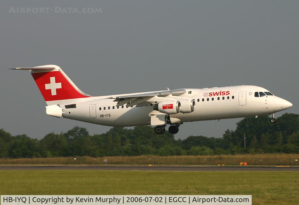 HB-IYQ, 2001 British Aerospace Avro 146-RJ100 C/N E3384, Swiss RJ