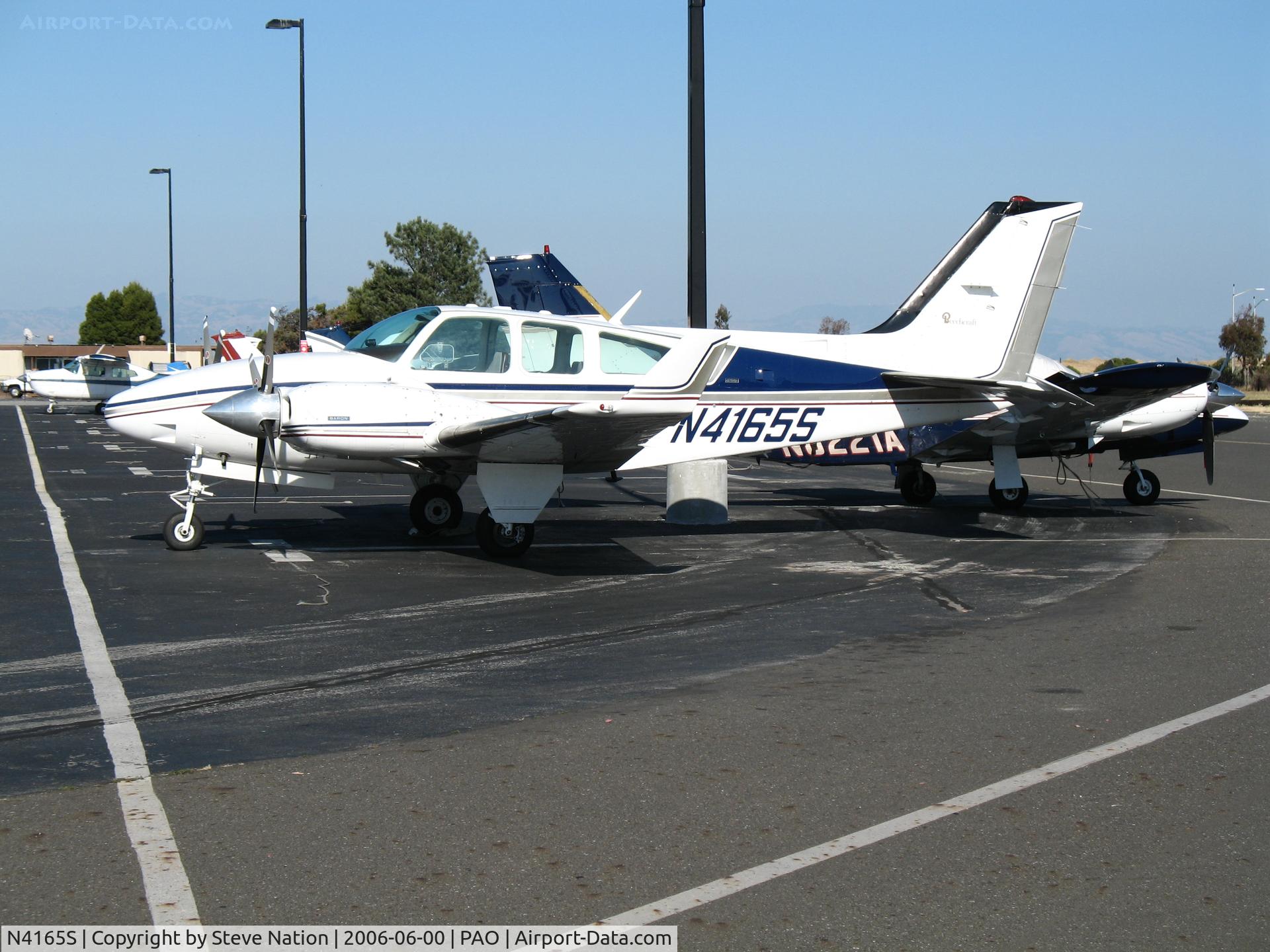 N4165S, 1975 Beech E-55 Baron C/N TE-1049, 1975 Beech E55 @ Palo Alto Municipal, CA