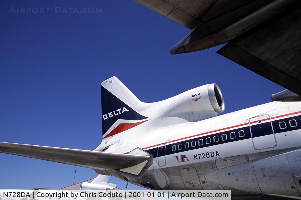 N728DA, Lockheed L-1011-385-1 TriStar 1 C/N 193C-1173, Farewell ceremony Victorville 8/1/01