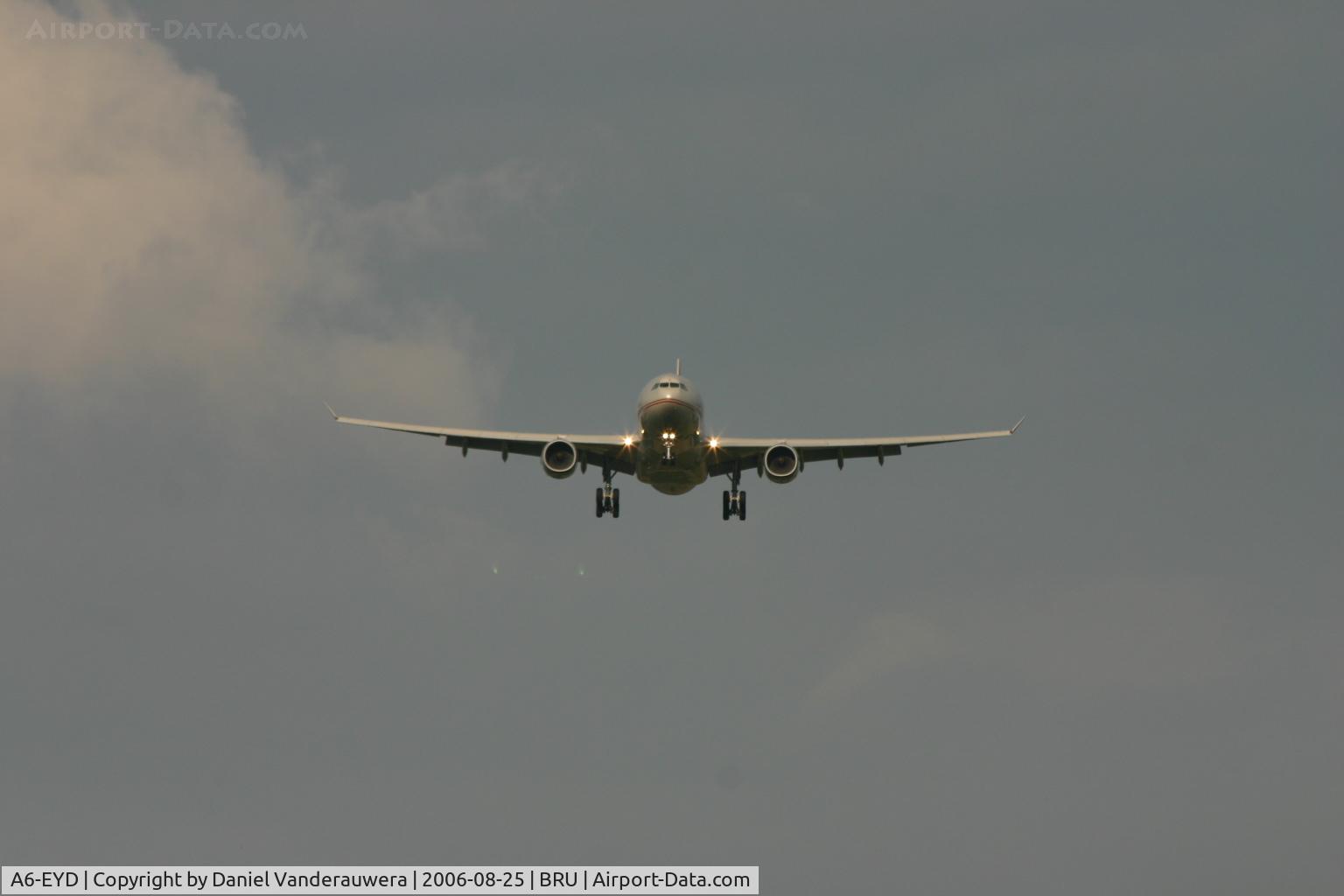 A6-EYD, 2005 Airbus A330-243 C/N 658, arrival of flight EY501 from Abu Dhabi to rwy 25R