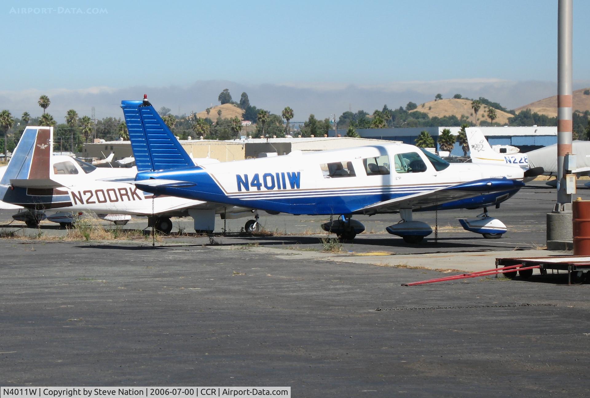 N4011W, 1966 Piper PA-32-300 Cherokee Six Cherokee Six C/N 32-40014, 1966 Piper PA-32-300 @ Buchanan Field (Concord), CA