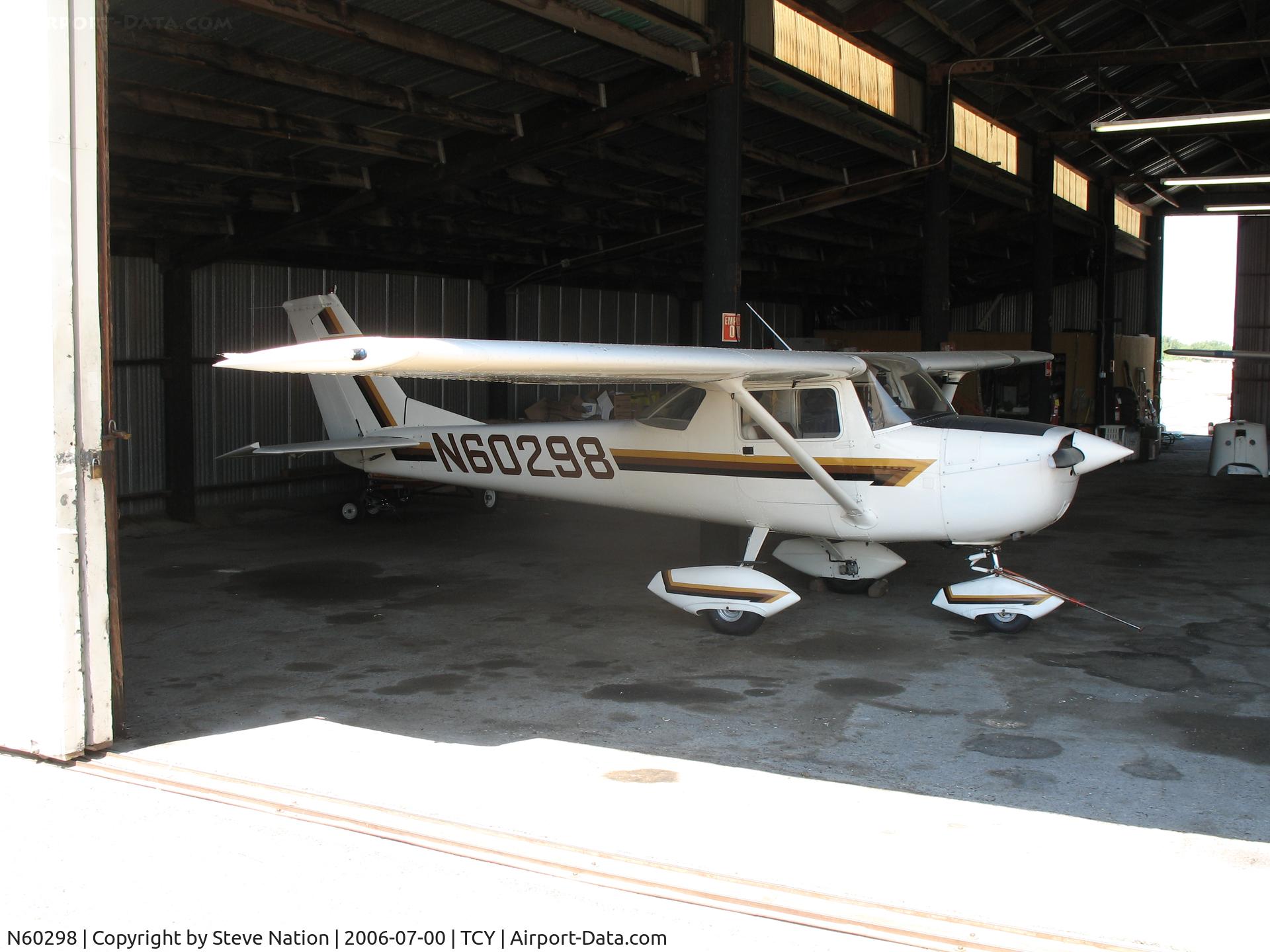N60298, 1969 Cessna 150J C/N 15070208, 1973 Cessna 182R escaping afternoon heat @ Tracy Municipal Airport, CA