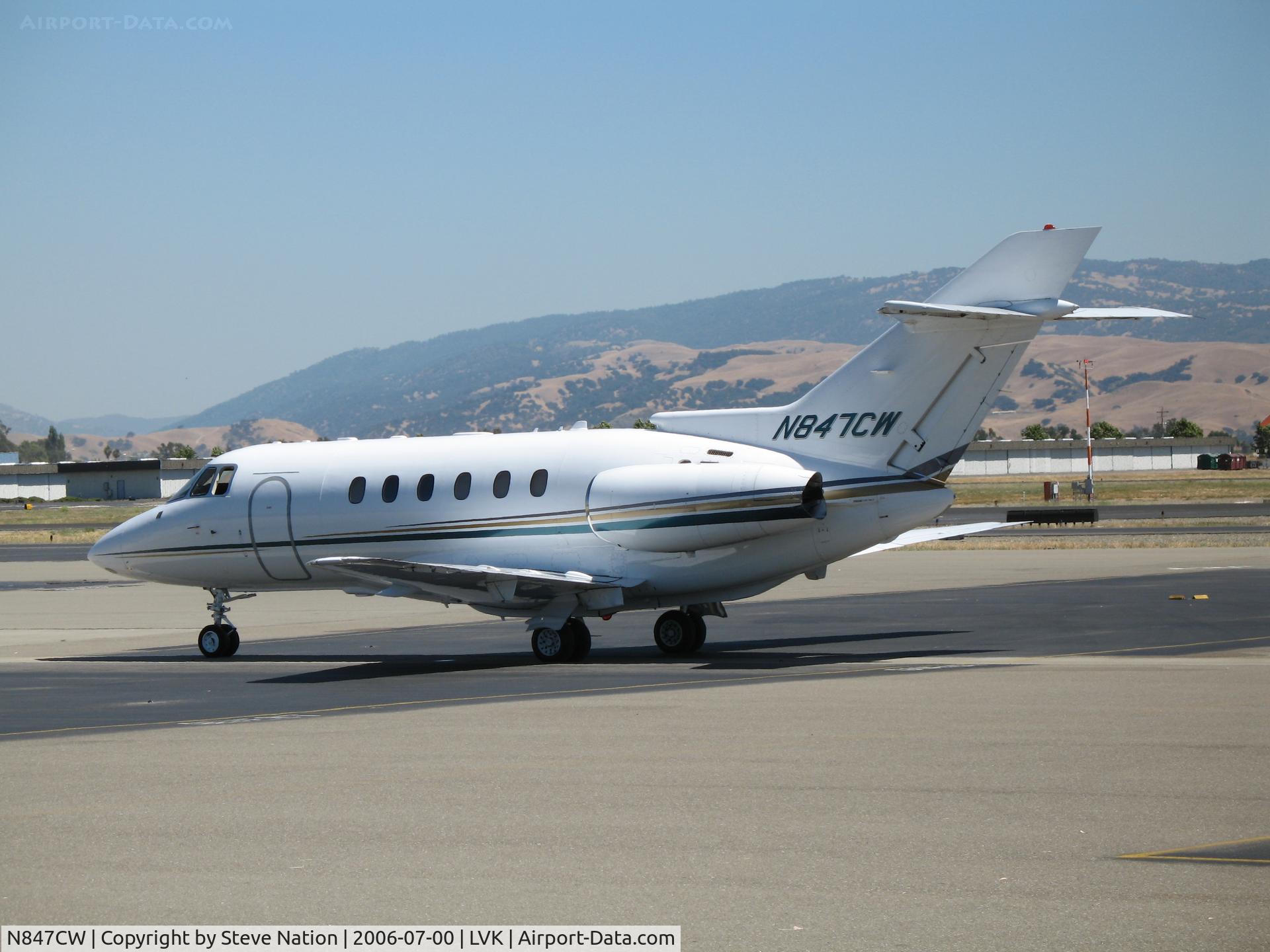 N847CW, 2003 Raytheon Hawker 800XP C/N 258647, Curtiss-Wright Raytheon Hawker 800KP @ LIvermore Municipal Airport, CA