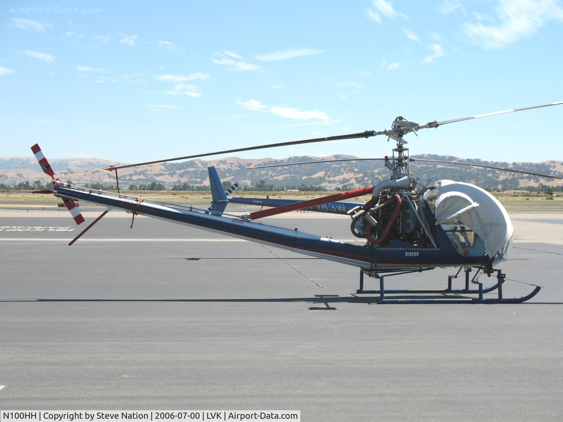 N100HH, 1961 Hiller UH-12D C/N 1266, 1961 Hiller UH-12D @ LIvermore Municipal Airport, CA