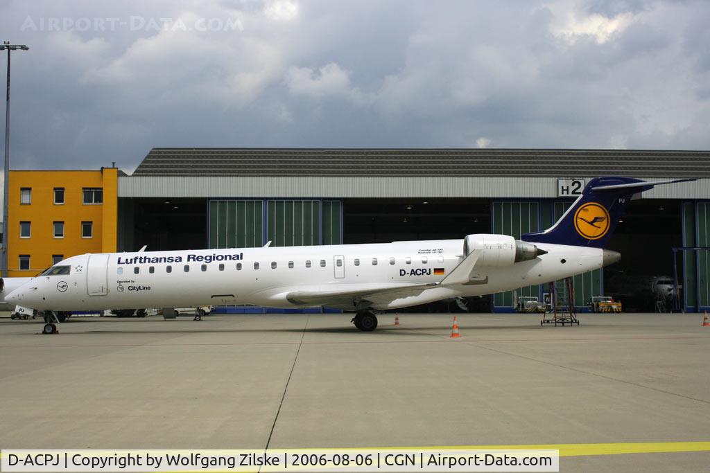 D-ACPJ, Canadair CRJ-701ER (CL-600-2C10) Regional Jet C/N 10040, visitor