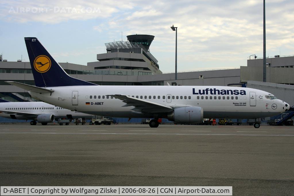 D-ABET, 1994 Boeing 737-330 C/N 27903, Soccernose