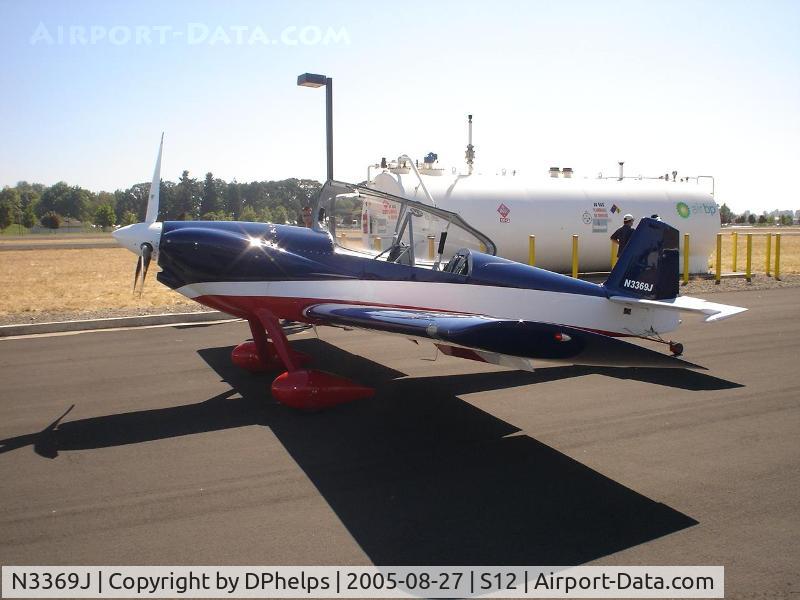N3369J, 2001 Vans RV-4 C/N 3369, N3369J refueling at the Albany Airshow