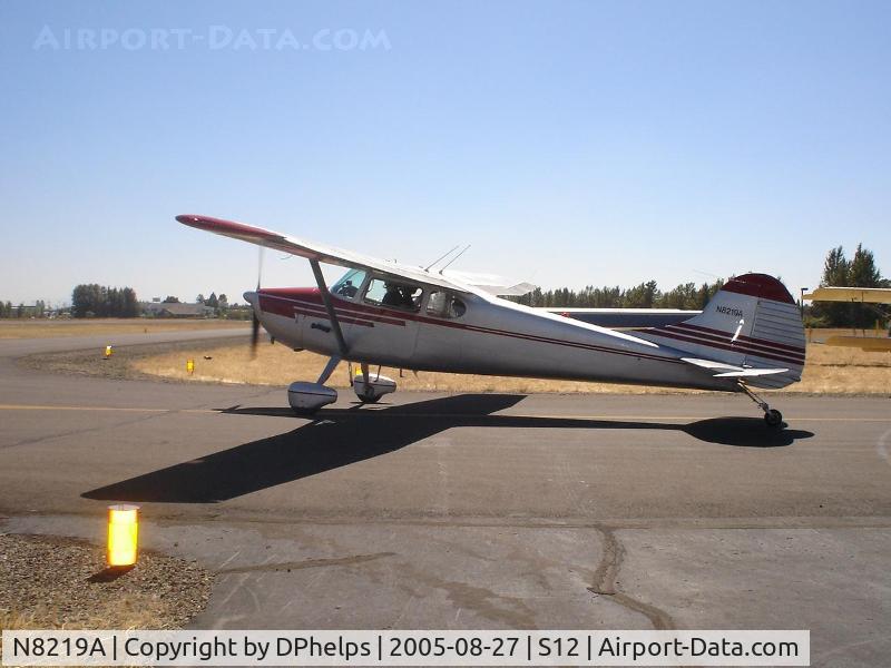 N8219A, 1952 Cessna 170B C/N 25071, N8219A taxies out at the Albany, OR Airshow