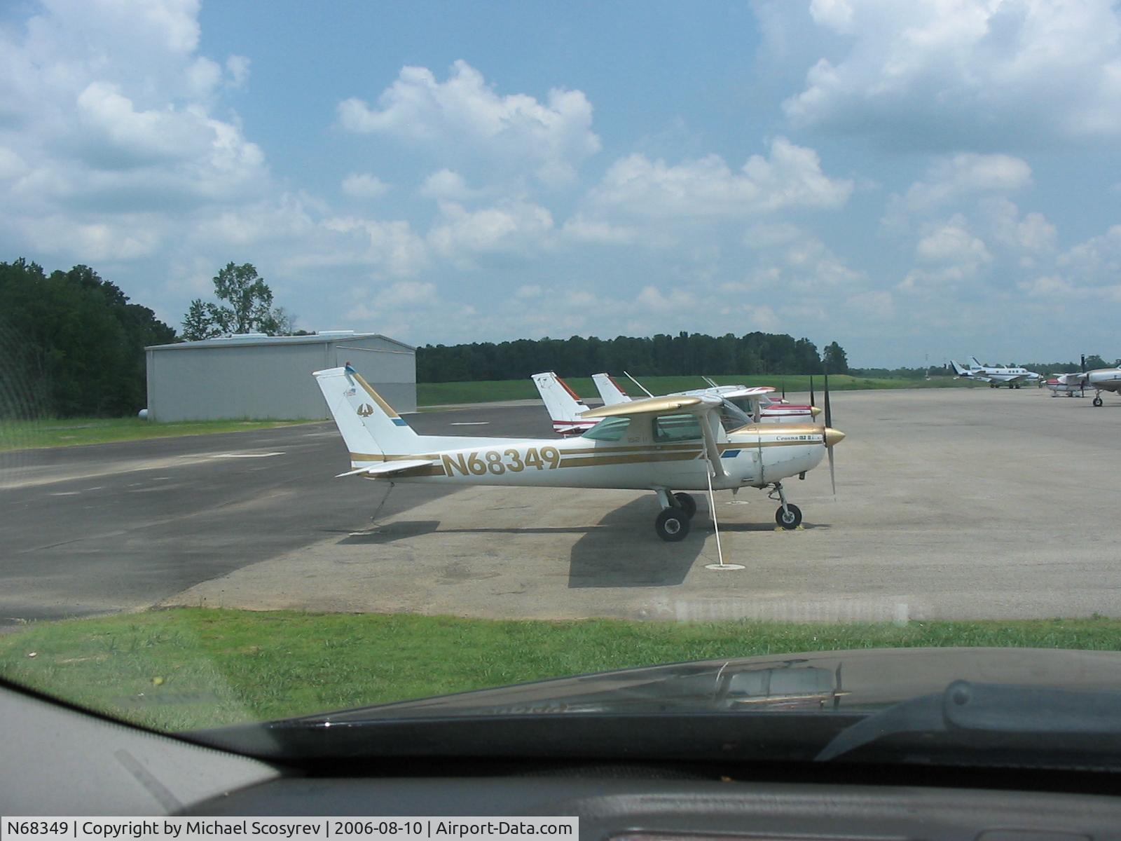 N68349, 1978 Cessna 152 C/N 15282276, Seen at Cullman airport in Alabama