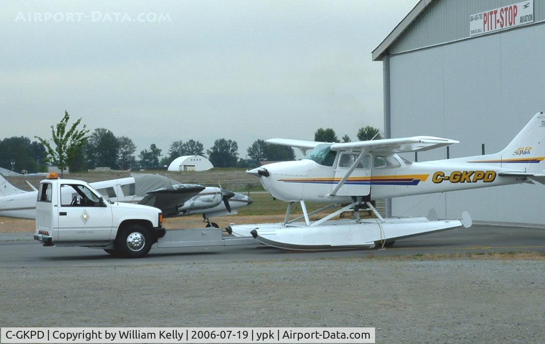 C-GKPD, 1979 Cessna 172N C/N 17272279, Skyhawk meets half a truck