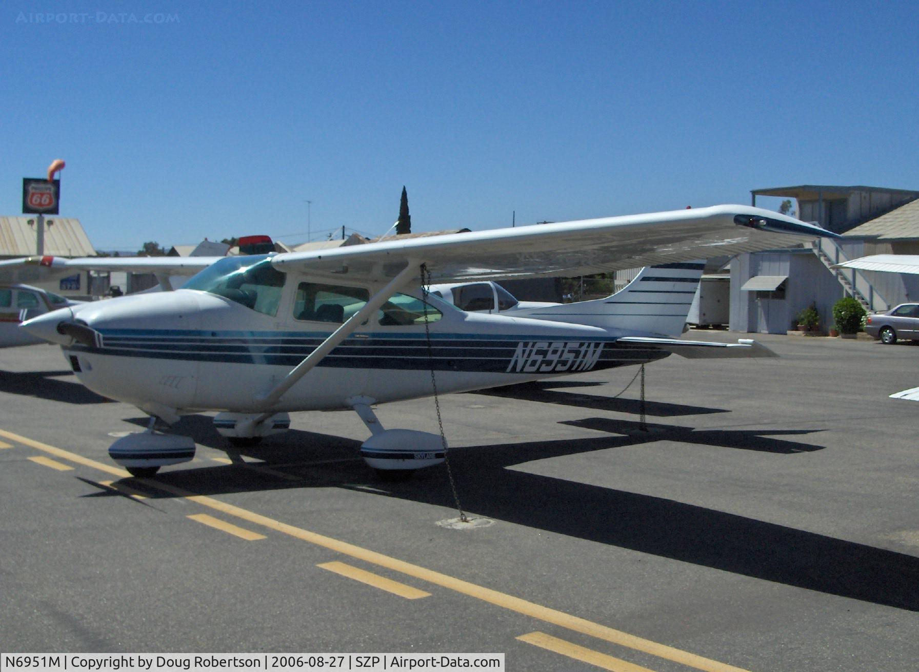 N6951M, 1975 Cessna 182P Skylane C/N 18263896, 1975 Cessna 182P SKYLANE, Continental O-470-S 230 Hp