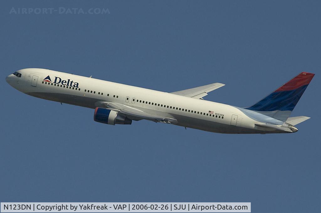 N123DN, 1987 Boeing 767-332 C/N 23437, Delta Airlines Boeing 767-300