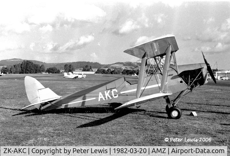 ZK-AKC, De Havilland New Zealand DH-82A Tiger Moth C/N DHNZ97, DH82A Tiger Moth