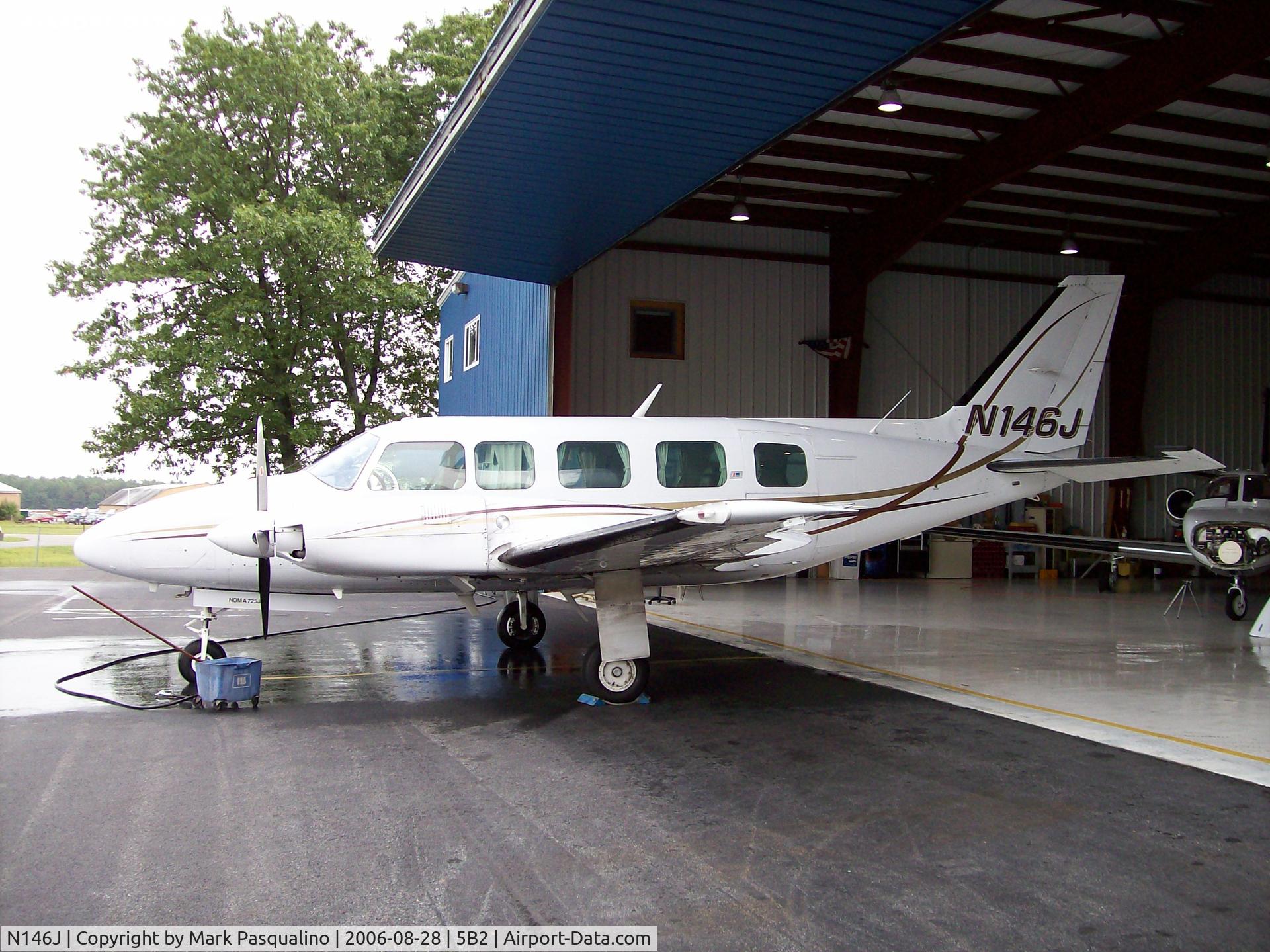 N146J, 1977 Piper PA-31-350 Chieftain C/N 31-7852005, PA-31-350