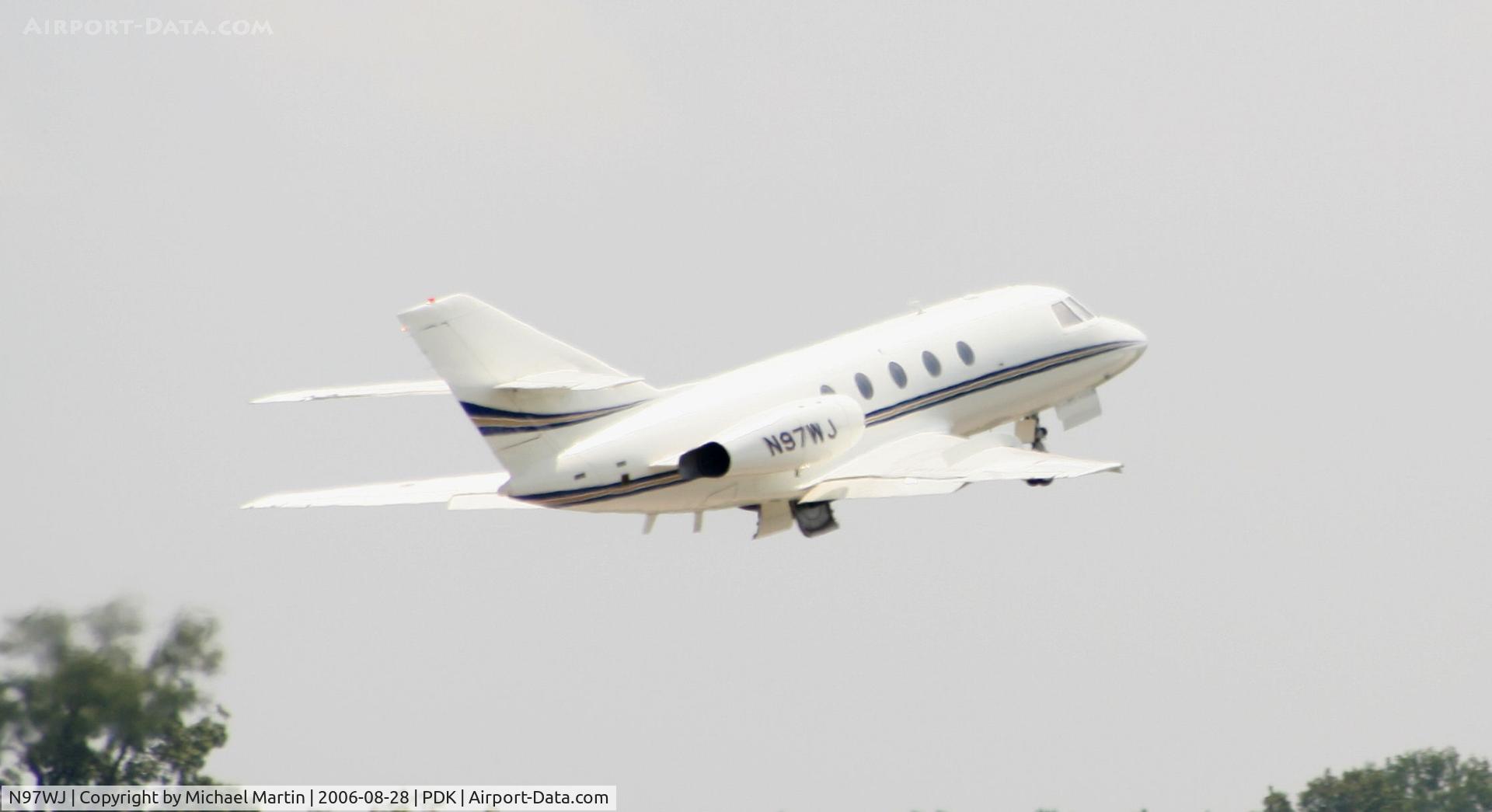 N97WJ, 1967 Dassault Falcon 20C C/N 101, Departing Runway 20L
