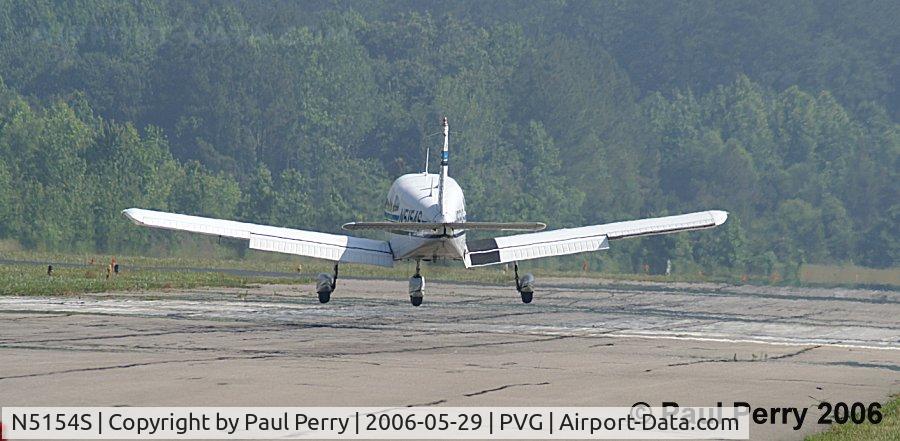 N5154S, 1970 Piper PA-28-180 C/N 28-7105008, Seconds from touchdown, crosswind compensation it looks like