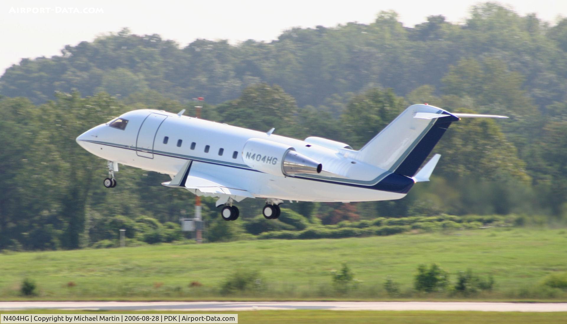 N404HG, Canadair Challenger 601-3A (CL-600-2B16) C/N 5017, Departing Runway 2R
