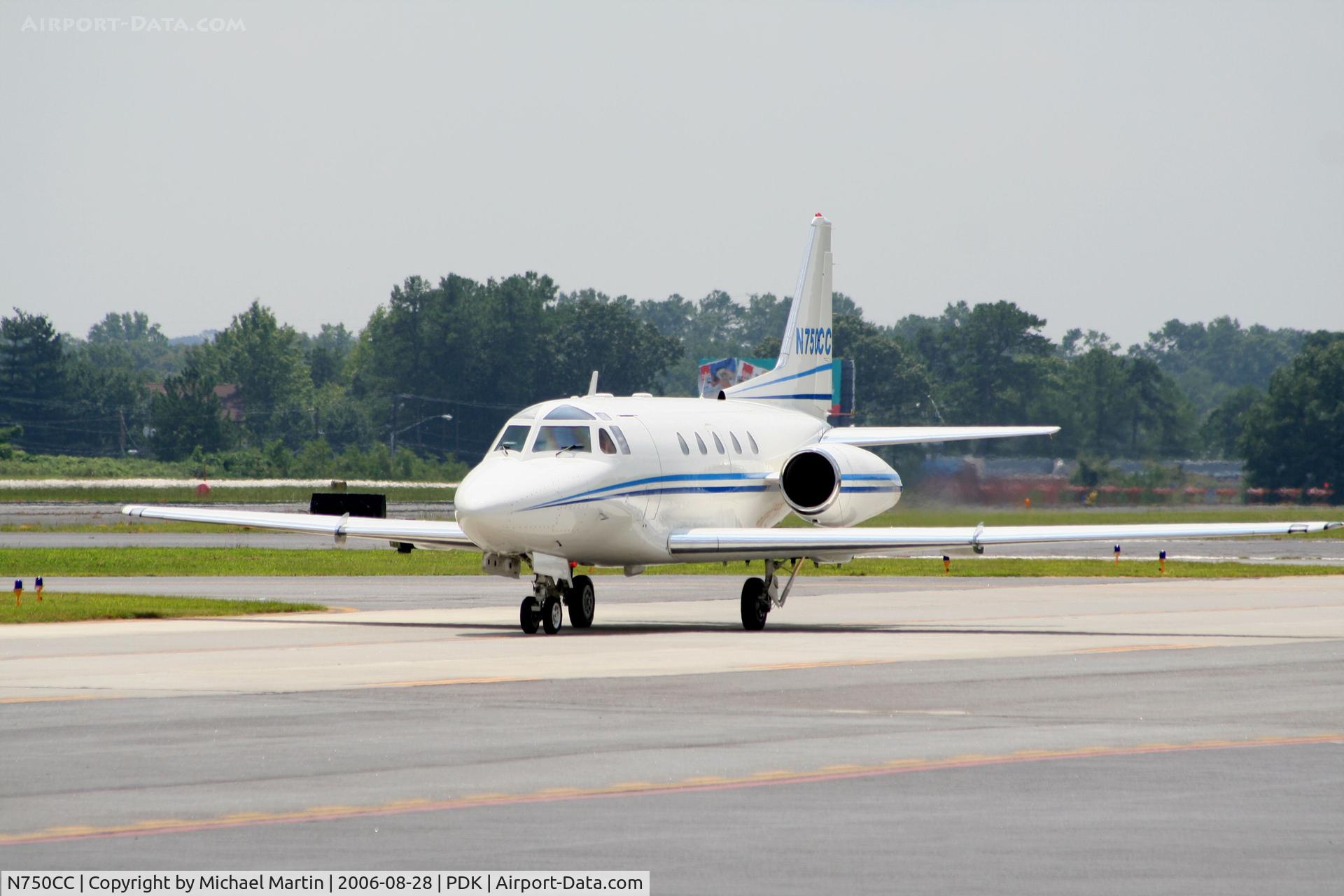 N750CC, 1980 Rockwell International NA-265-65 Sabreliner 65 C/N 465-37, Taxing to Epps Air Service