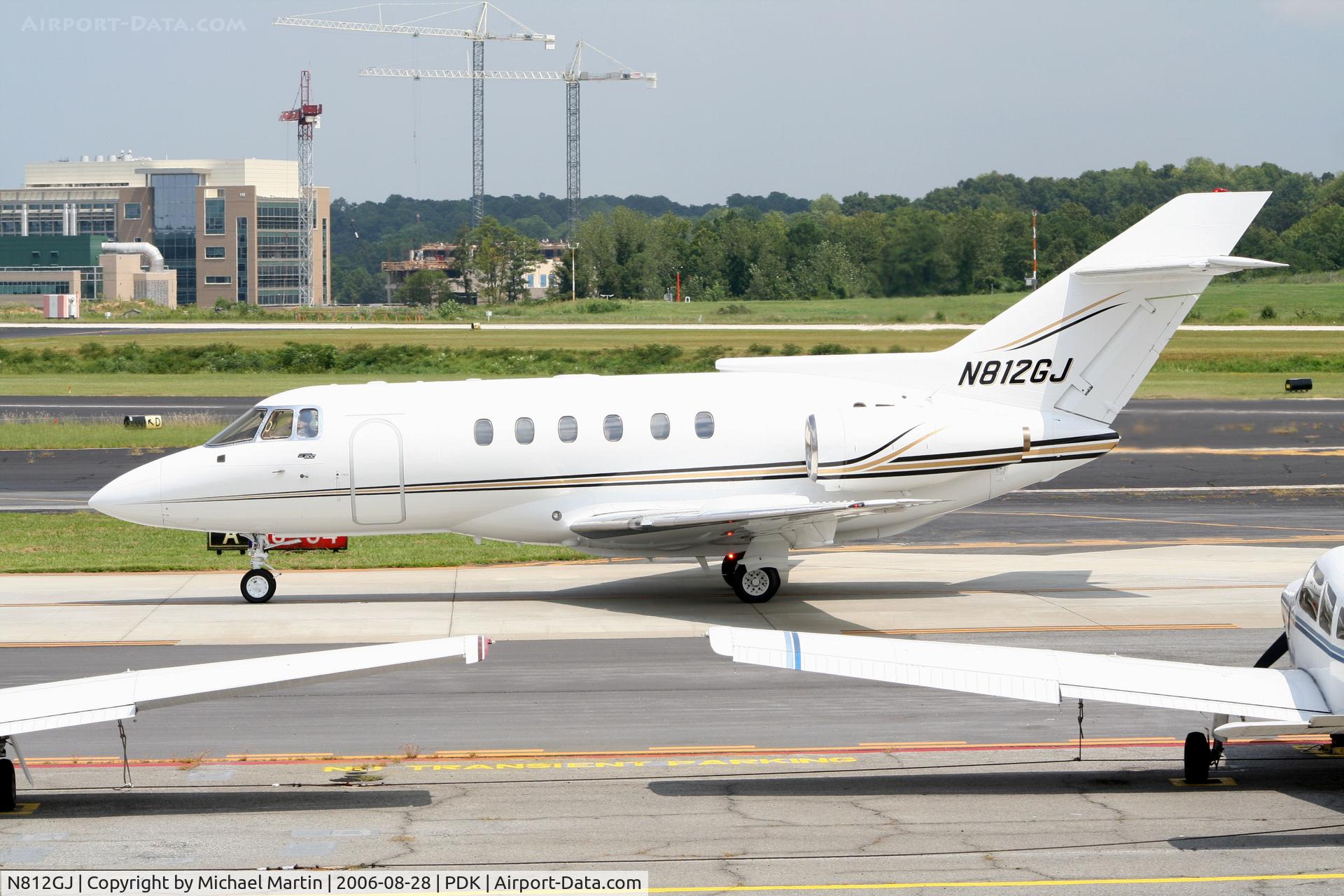 N812GJ, 1988 British Aerospace BAe.125 Series 800A C/N 258112, Taxing to Epps Air Service