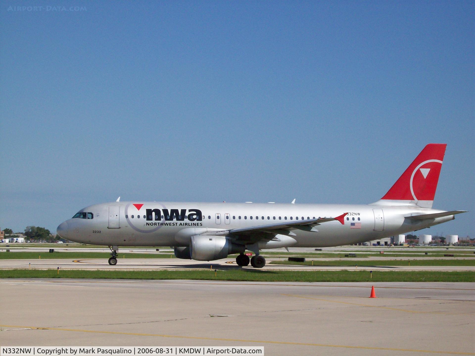 N332NW, 1992 Airbus A320-211 C/N 319, A320