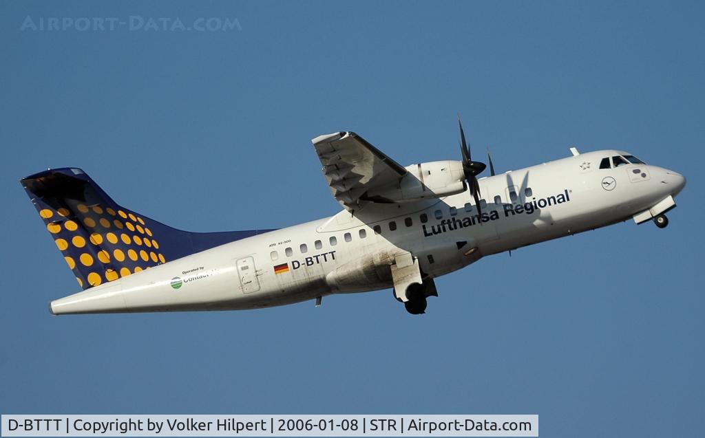 D-BTTT, 1999 ATR 42-500 C/N 603, Taking off at Stuttgart airport