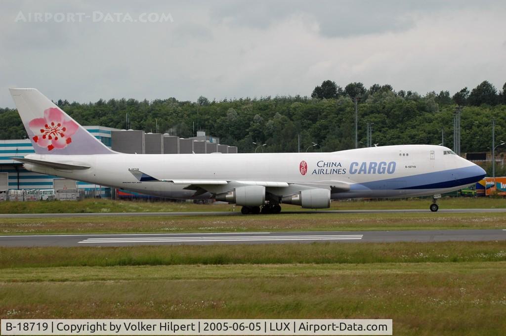 B-18719, 2005 Boeing 747-409F/SCD C/N 33739, at Luxembourg Findel