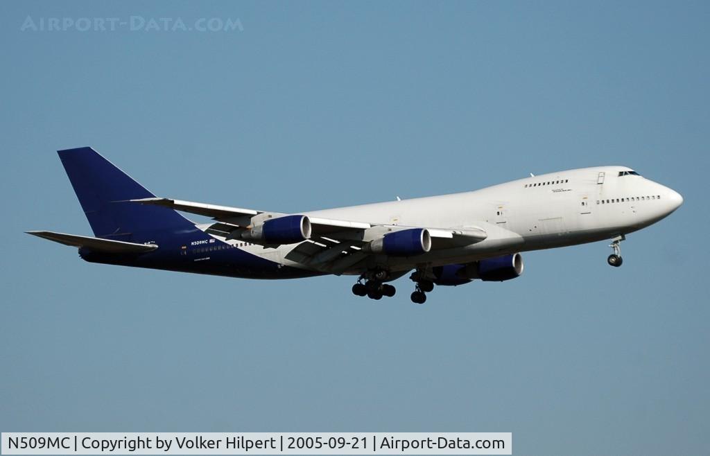 N509MC, 1976 Boeing 747-230B C/N 21221, c/n: 21221 on final at ramstein/germany