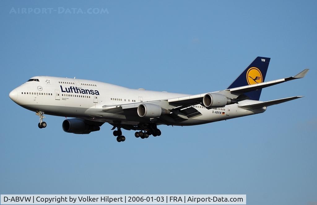 D-ABVW, 1999 Boeing 747-430 C/N 29493, on final at Frankfurt/Main