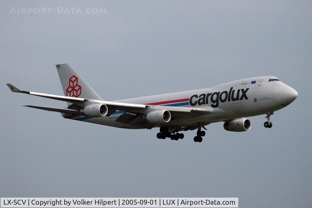 LX-SCV, 2001 Boeing 747-4R7F/SCD C/N 29733, on final at Luxembourg