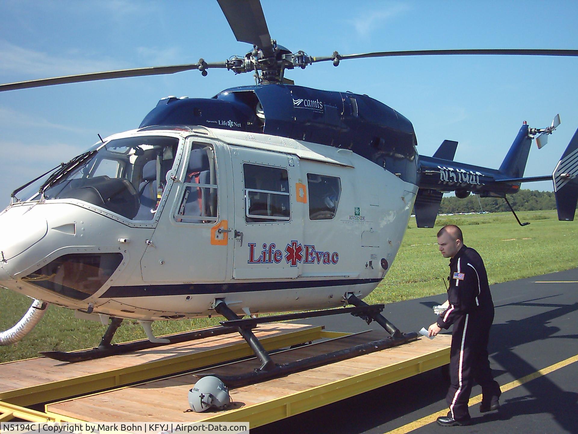 N5194C, 1989 Eurocopter-Kawasaki BK-117B-1 C/N 7169, Virginia Life Evac III.  Flight Paramedic Louis Seay