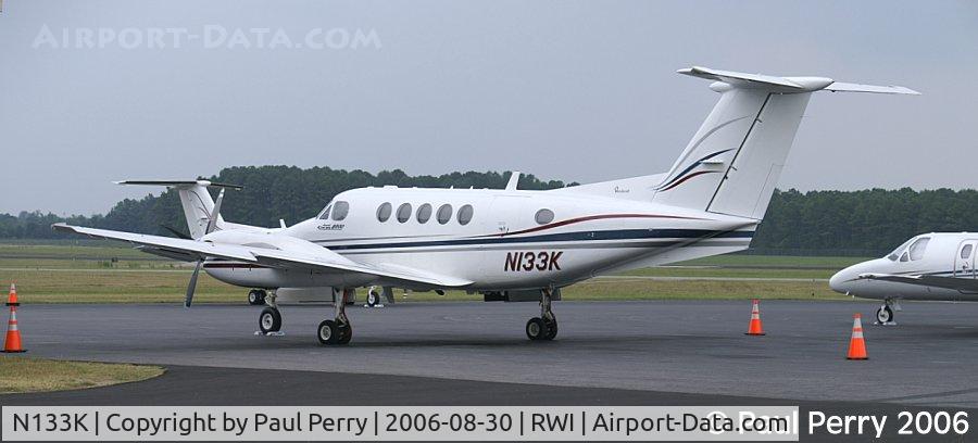 N133K, 1994 Beech B200 King Air C/N BB-1487, The AirCare ramp full of good looking birds, she but one of them