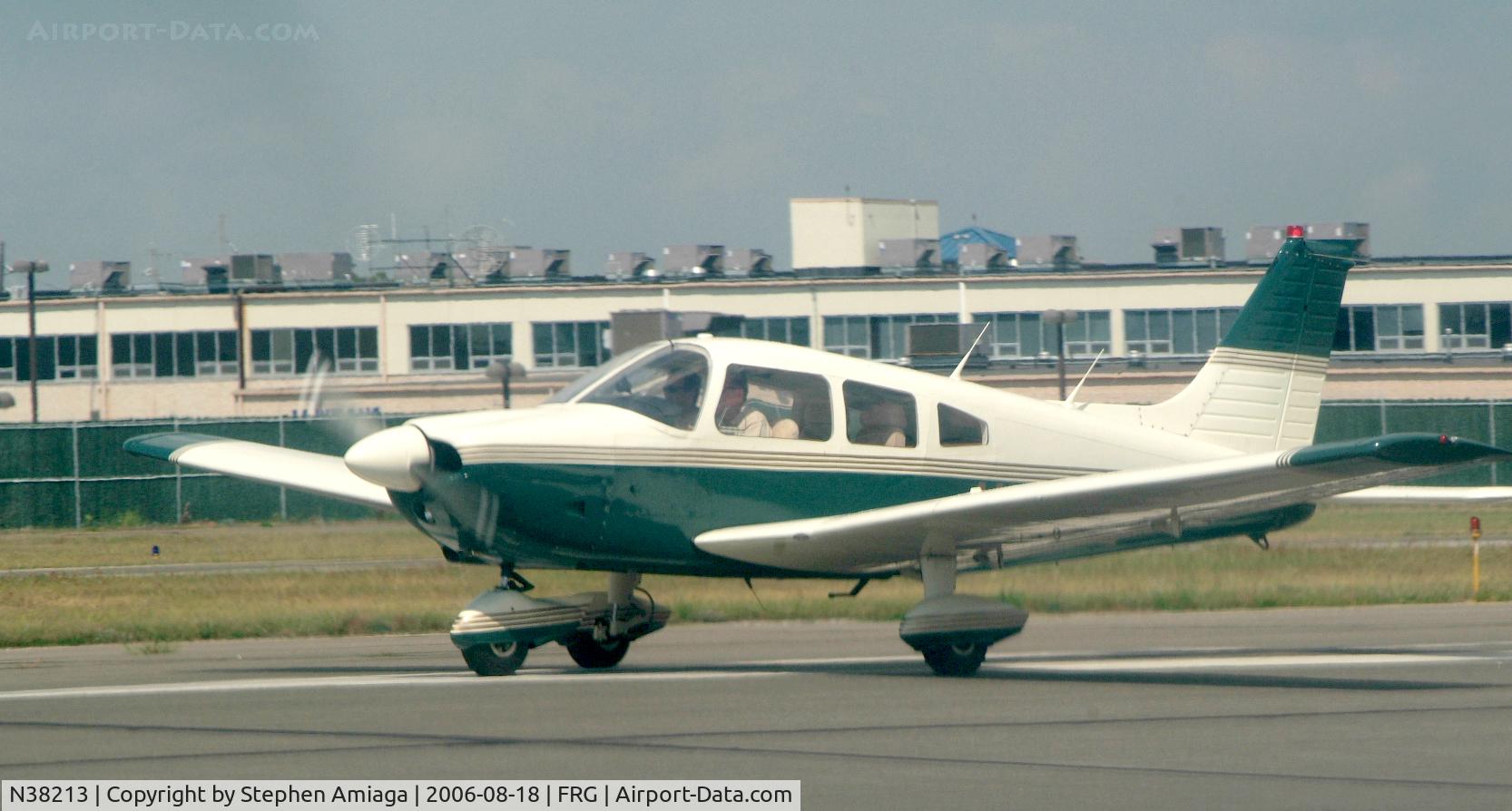 N38213, 1977 Piper PA-28-181 C/N 28-7790529, Archer 213 position and hold, RWY 19.