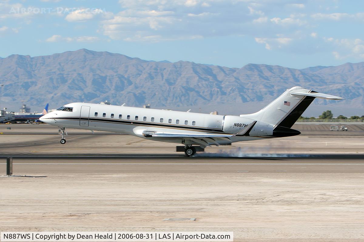 N887WS, 2003 Bombardier BD-700-1A10 Global Express C/N 9120, Williams-Sonoma, Inc N887WS (2003 Bombardier Global Express) from McClellan Palomar (KCRQ) touching down on RWY 25L.